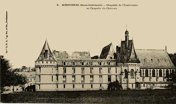 Mesnières-en-Bray (76), La Chapelle de l'Institution et la Chapelle du Château